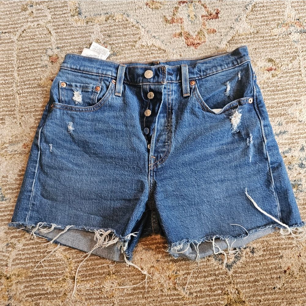 Levis Big E Shorts, Sz 28 With 3" Inseam, Like New